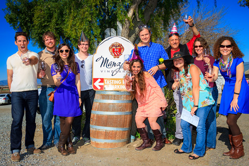 For the 2016 River Road Wine Trail Valentines Passport, I was tasked with taking a group photo in front of each of the 8 participating wineries’ signs during the 5-hour event stretching 46 miles. Challenging but fun. 