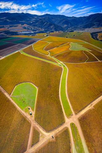 Flying between 200-1,500 feet above the famous Arroyo Seco AVA in Monterey County, this aerial photo shows the Jackson Family’s Panorama vineyard with the Santa Lucia Mountains in the background. 